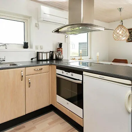 펜션 4 Person Holiday In Bl Vand